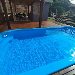 Hotel House, Bombinhas